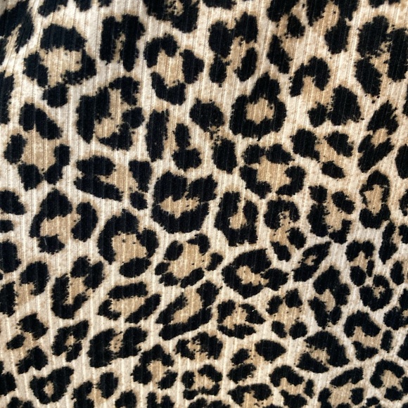 EUC Jackson Rowe Purr Print midi skirt. Leopard print. Size Large. - Picture 6 of 8